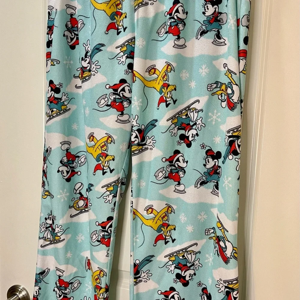 Disney Blue Pajama Pants Mickey & Friends Ice Skating Fuzzy Holiday Size XL - Picture 2 of 6